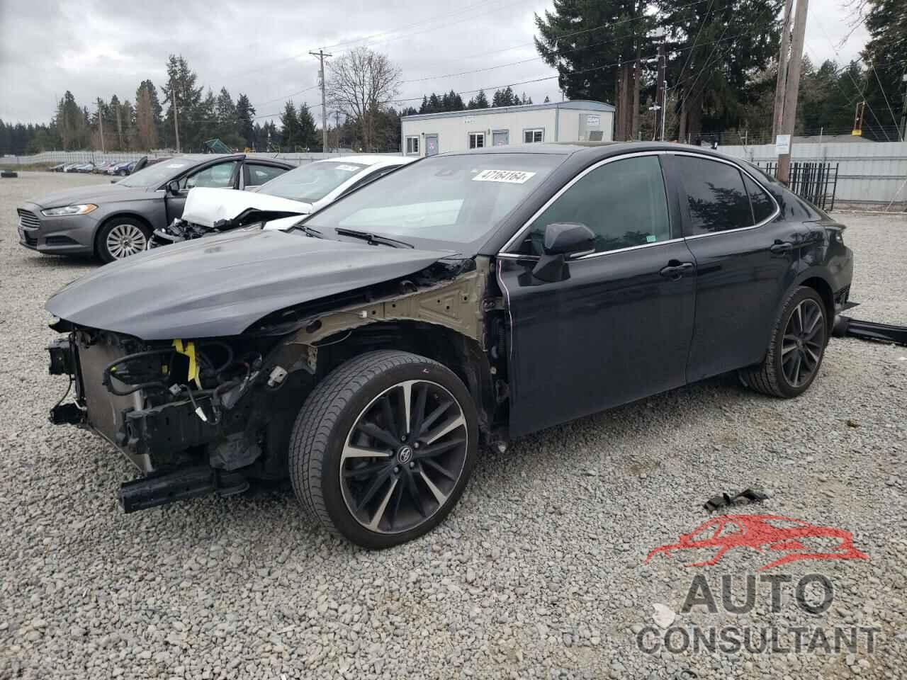 TOYOTA CAMRY 2018 - 4T1B61HK2JU051301