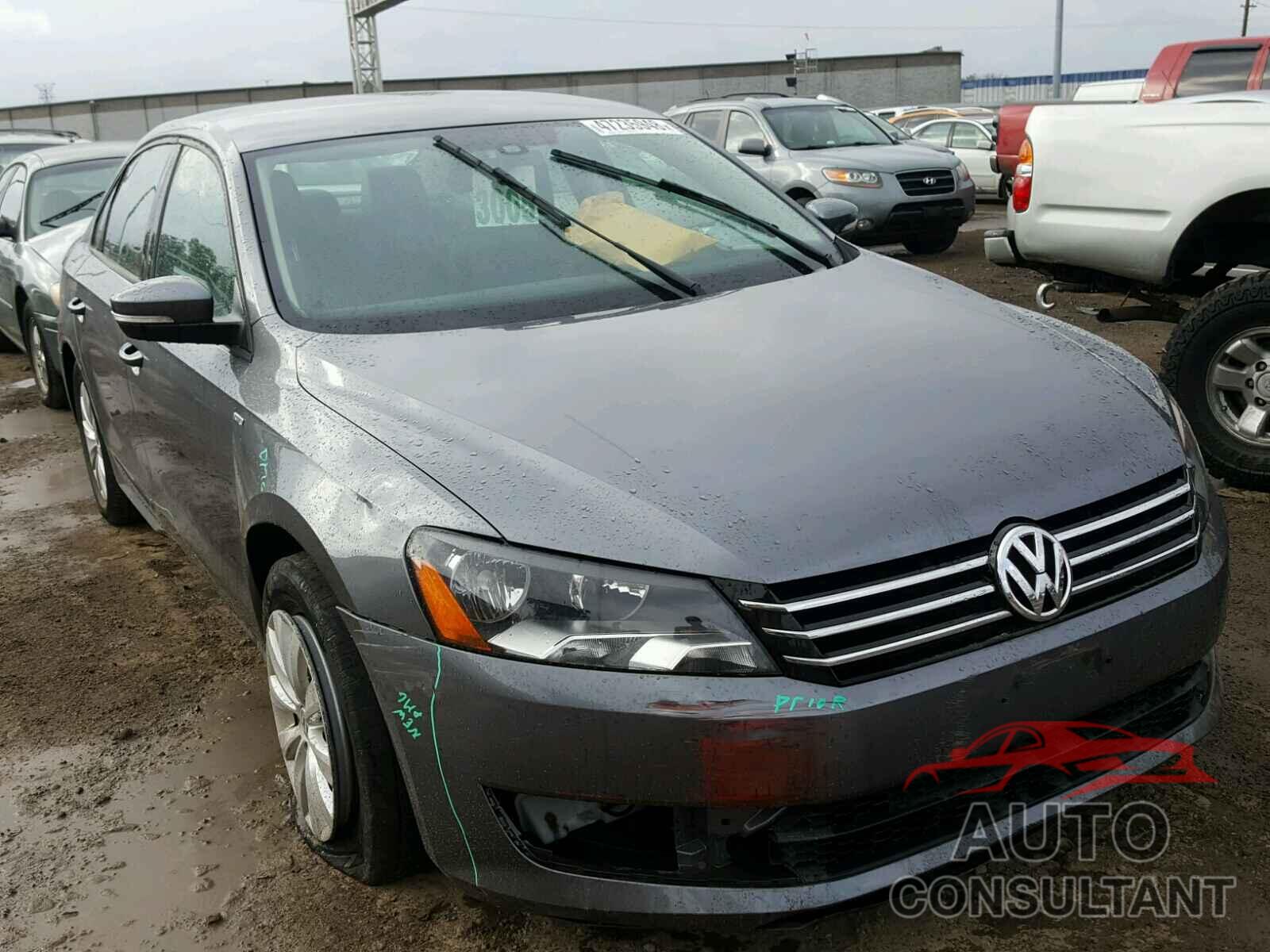 VOLKSWAGEN PASSAT 2015 - 1VWAT7A39FC005845