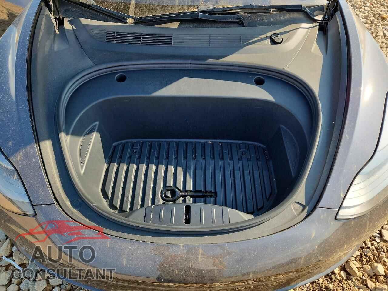 TESLA MODEL 3 2022 - 5YJ3E1EB0NF245694
