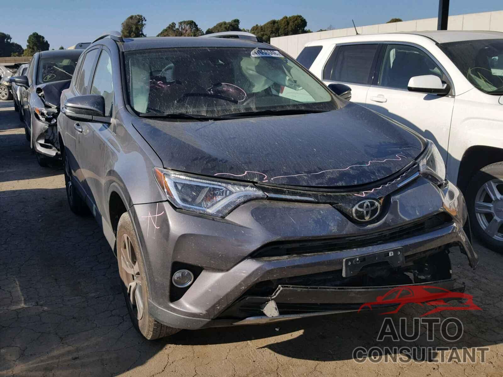 TOYOTA RAV4 XLE 2017 - 2T3WFREV6HW371107