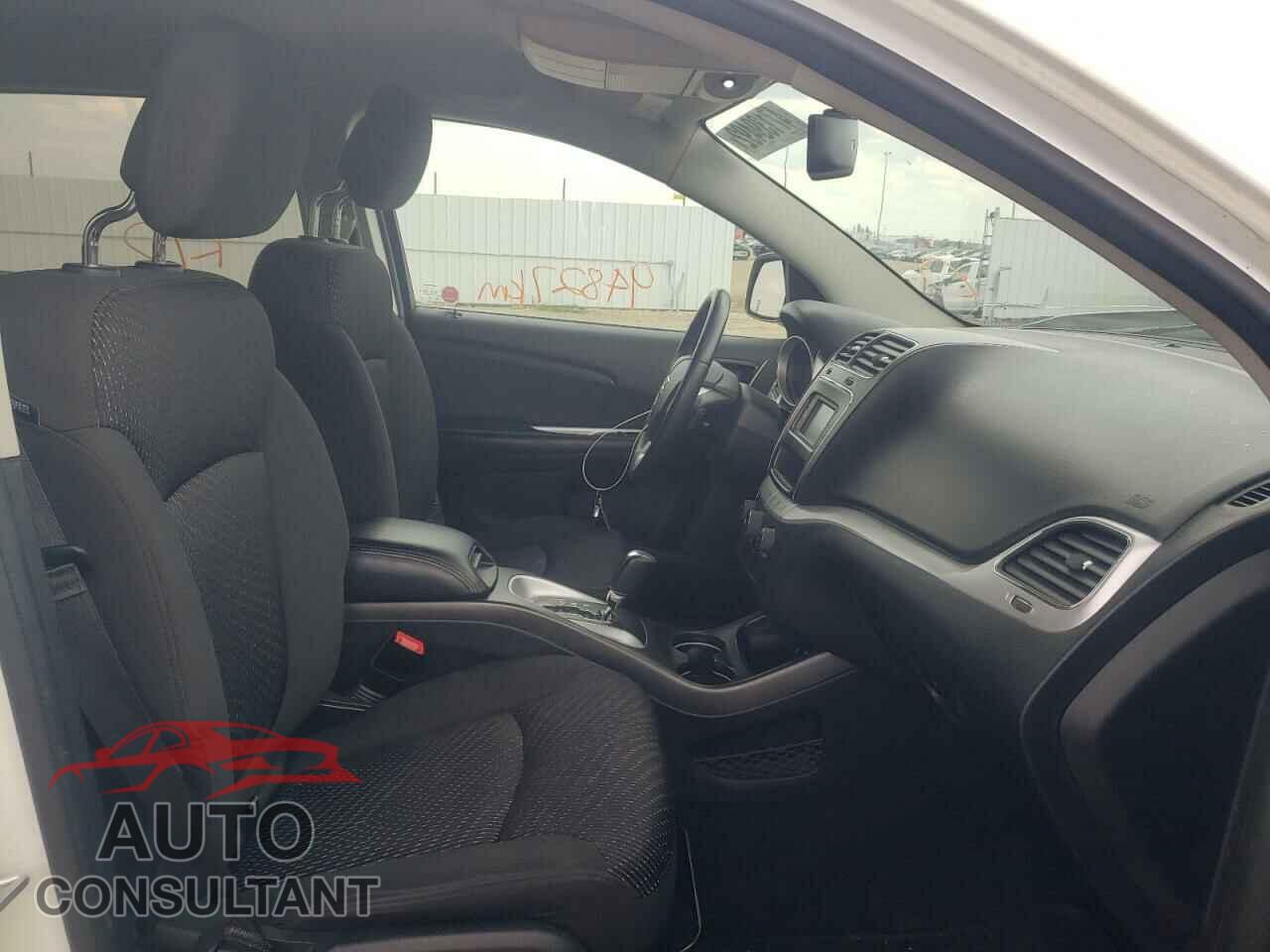 DODGE JOURNEY 2017 - 3C4PDCCG9HT571126