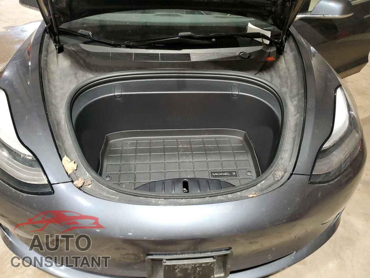 TESLA MODEL 3 2019 - 5YJ3E1EB3KF510121