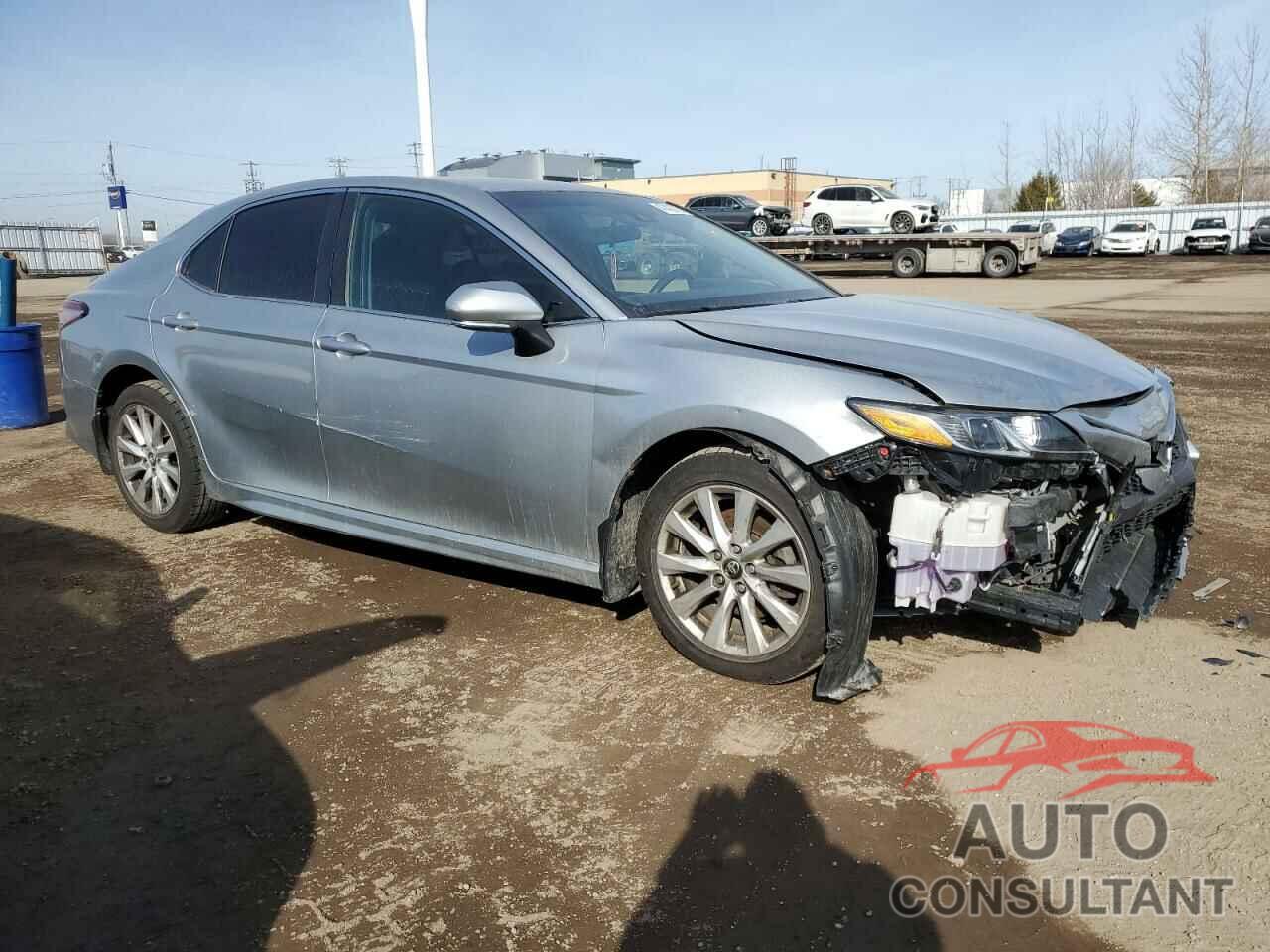 TOYOTA CAMRY 2018 - 4T1B11HK8JU083328