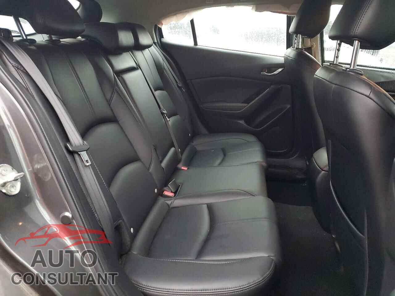 MAZDA 3 2017 - 3MZBN1L38HM149753