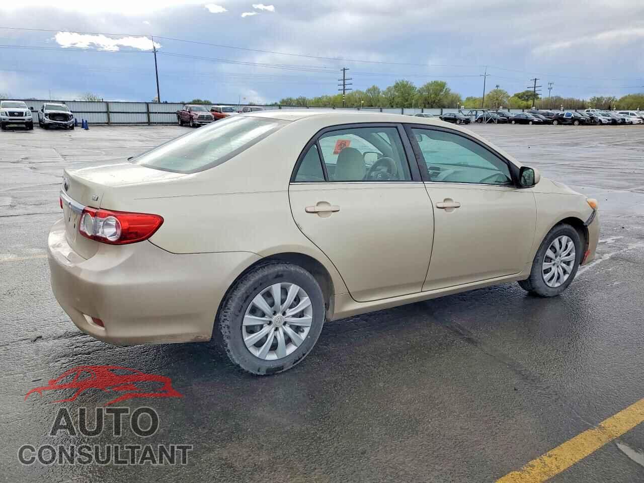 TOYOTA COROLLA 2013 - 2T1BU4EE2DC005706