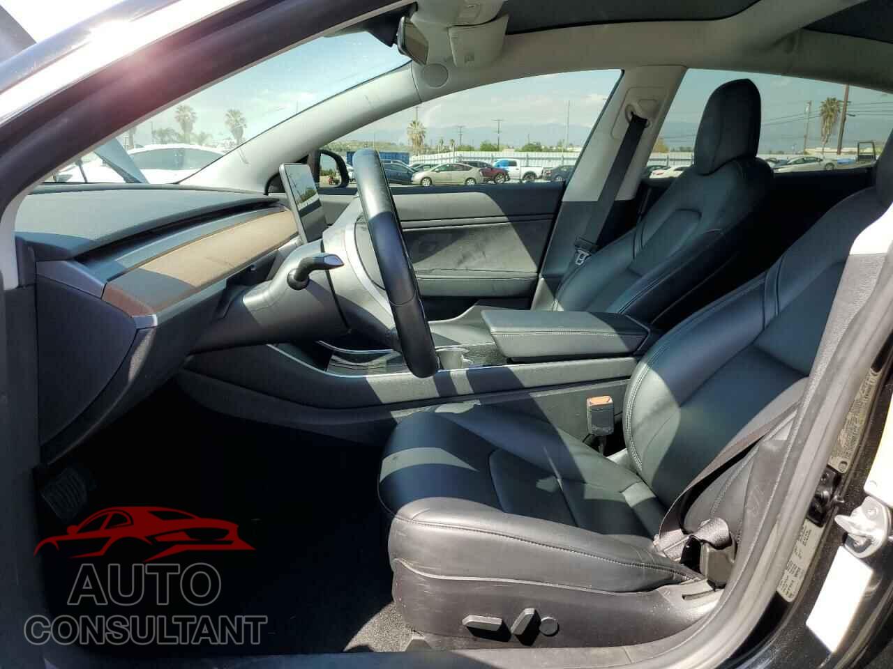 TESLA MODEL 3 2019 - 5YJ3E1EA2KF306417