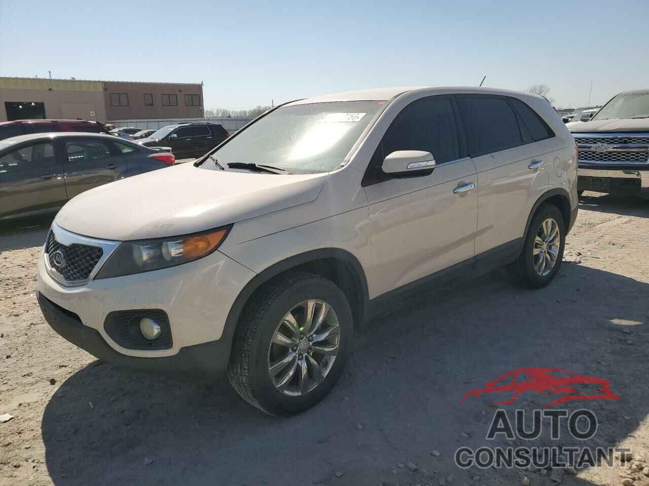 KIA SORENTO 2011 - 5XYKU3A17BG023441