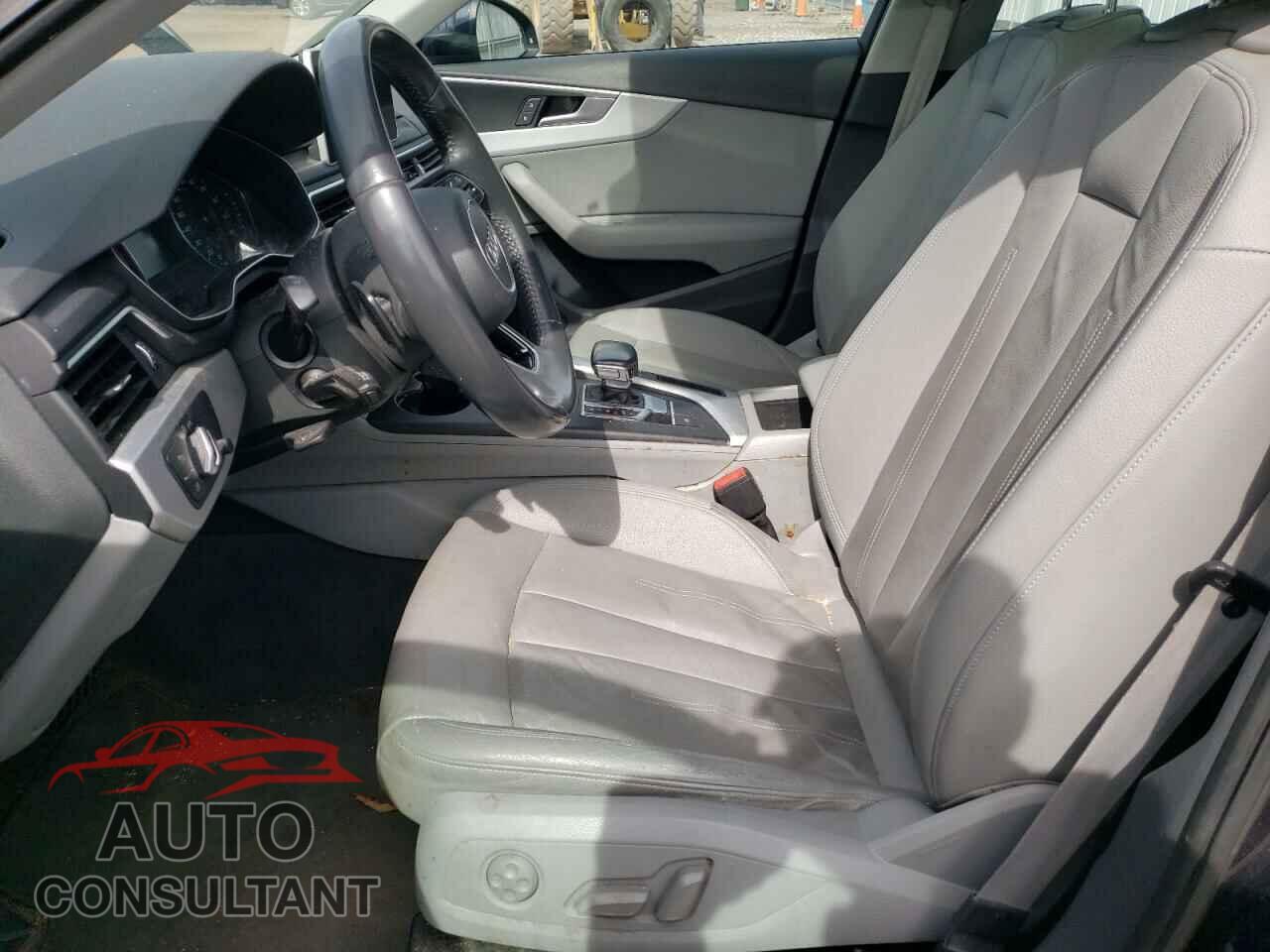 AUDI A4 2017 - WAUANAF46HN058289