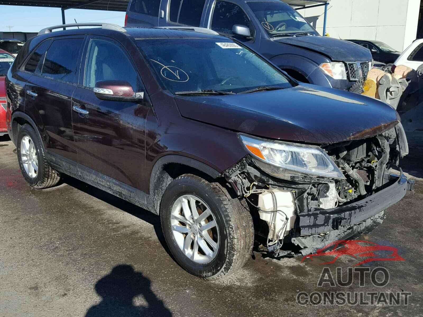 KIA SORENTO LX 2015 - 5XYKT4A71FG634682