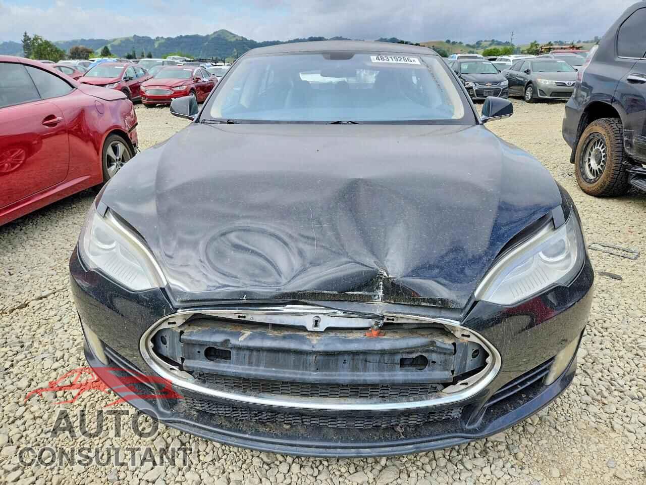 TESLA MODEL S 2014 - 5YJSA1H14EFP44685