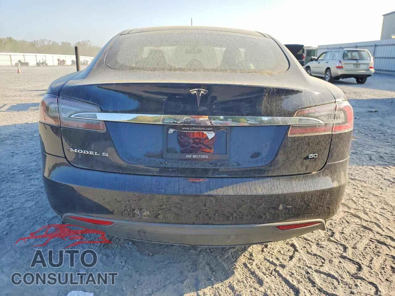 TESLA MODEL S 2014 - 5YJSA1S1XEFP33232