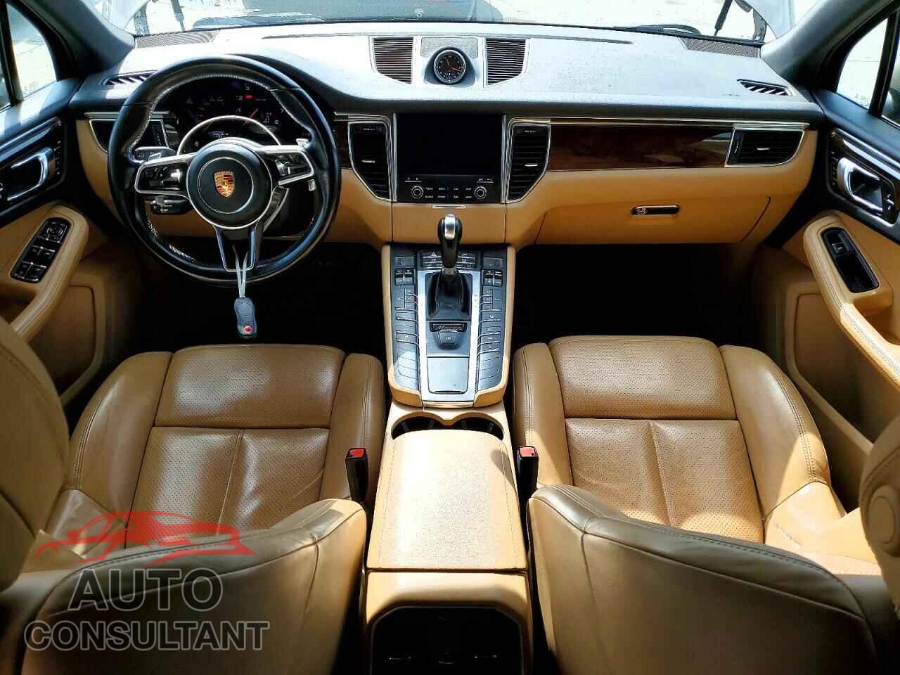 PORSCHE MACAN 2018 - WP1AA2A56JLB04045
