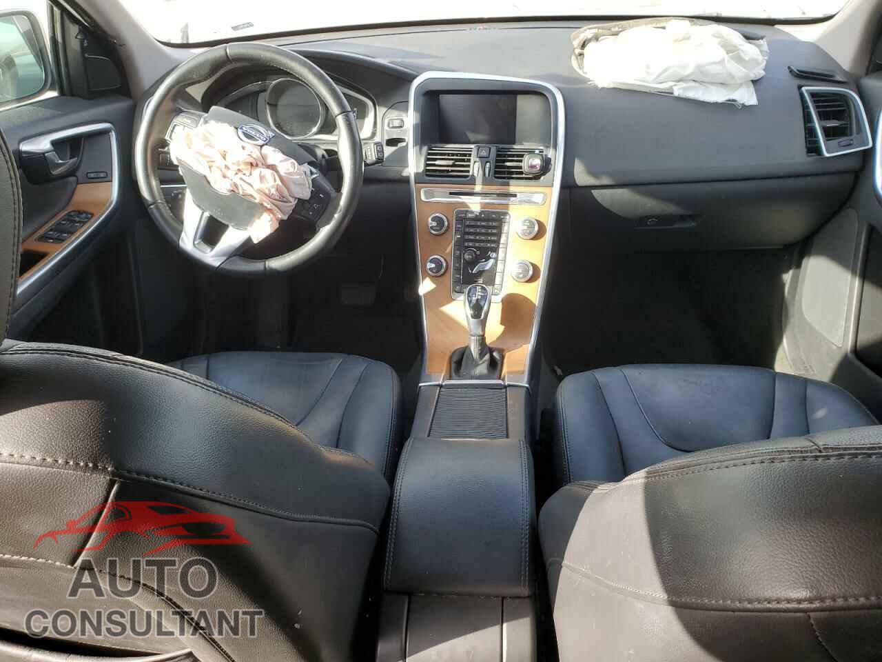 VOLVO XC60 2017 - YV440MDU1H2154686