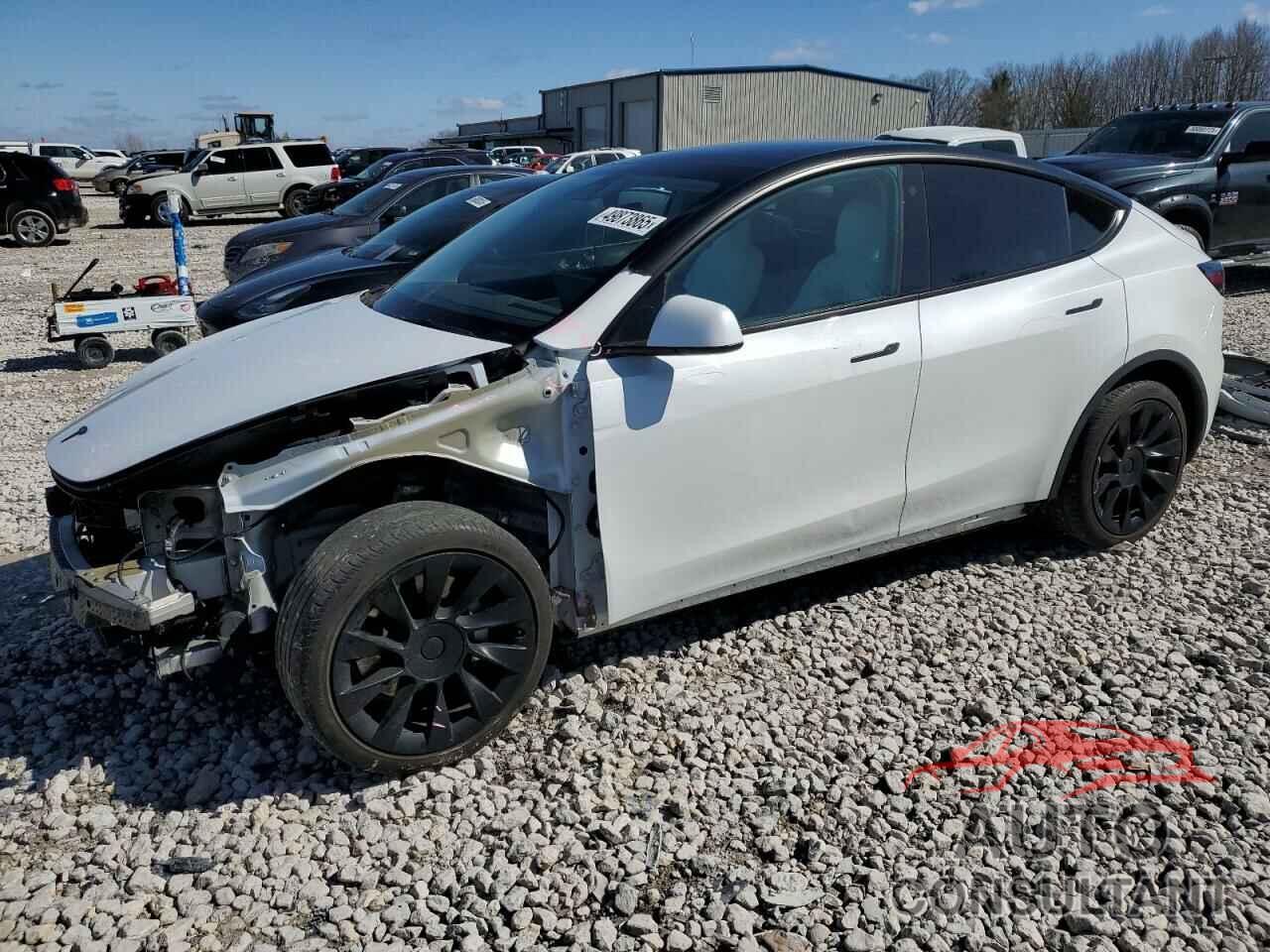TESLA MODEL Y 2021 - 5YJYGDEE2MF161905
