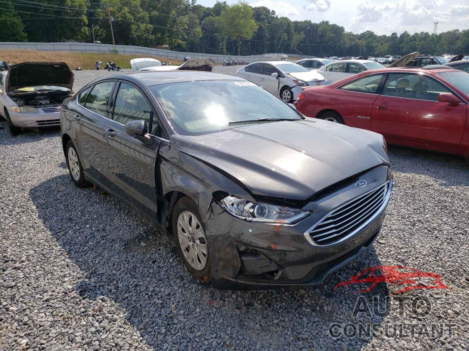 FORD FUSION 2019 - 3FA6P0G72KR160110