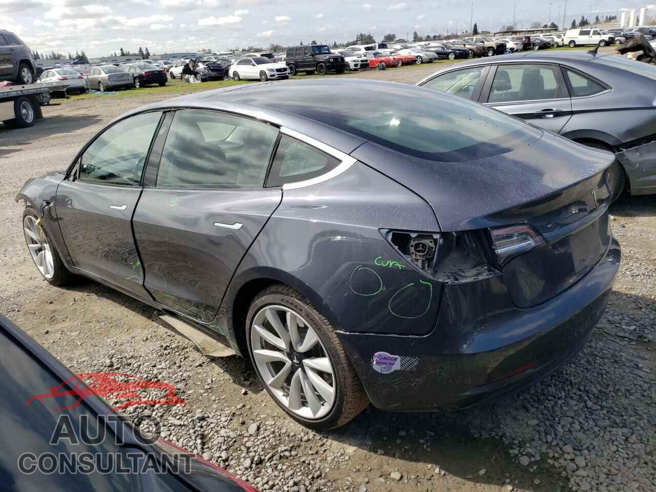 TESLA MODEL 3 2018 - 5YJ3E1EB5JF087198