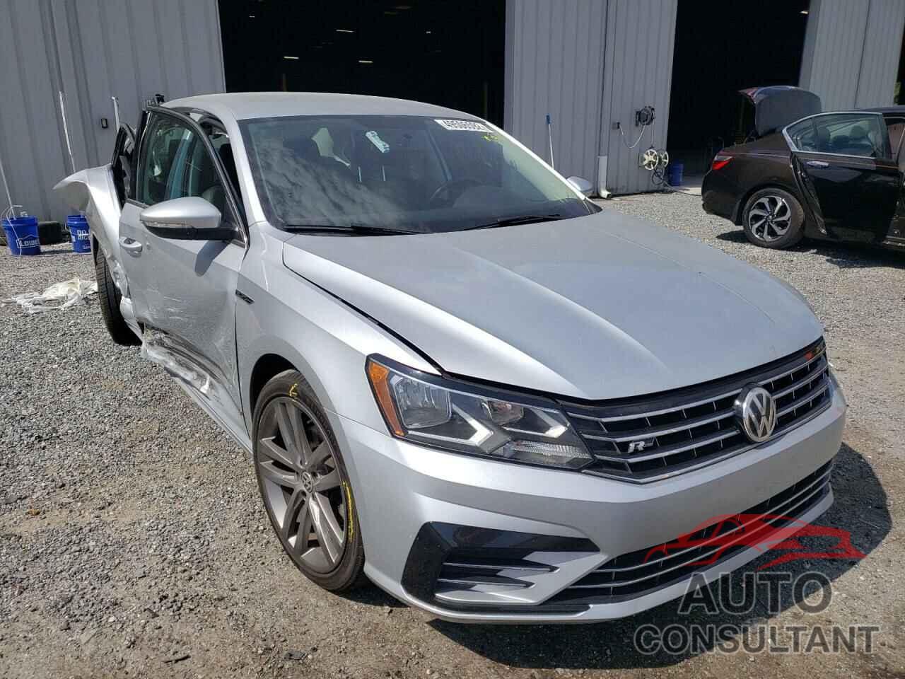 VOLKSWAGEN PASSAT 2017 - 1VWDT7A38HC013774