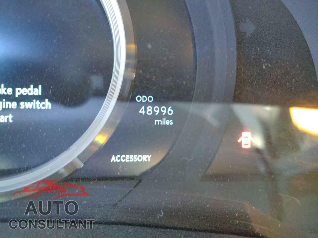 LEXUS IS 2016 - JTHBA1D24G5012543