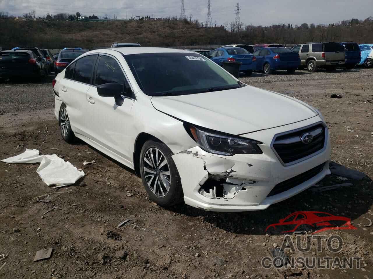 SUBARU LEGACY 2019 - 4S3BNAB62K3012072