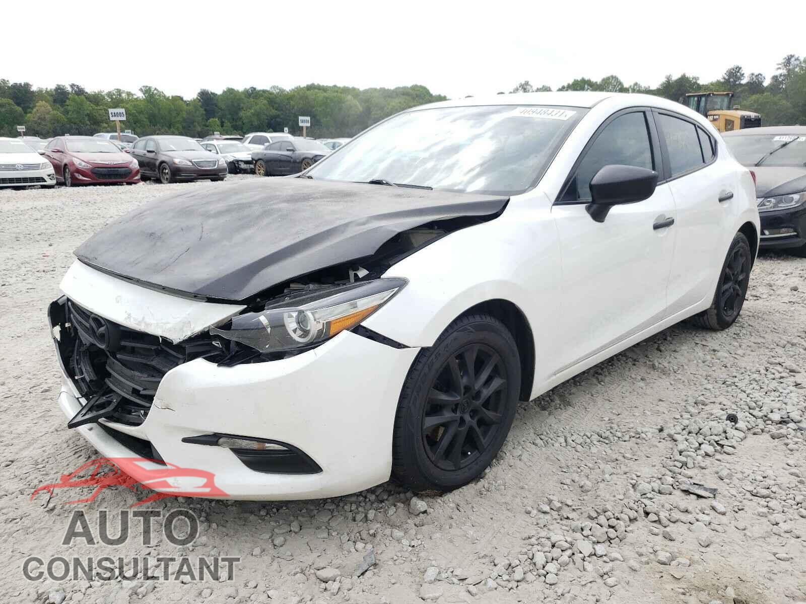 MAZDA 3 2017 - 3MZBN1K77HM104081