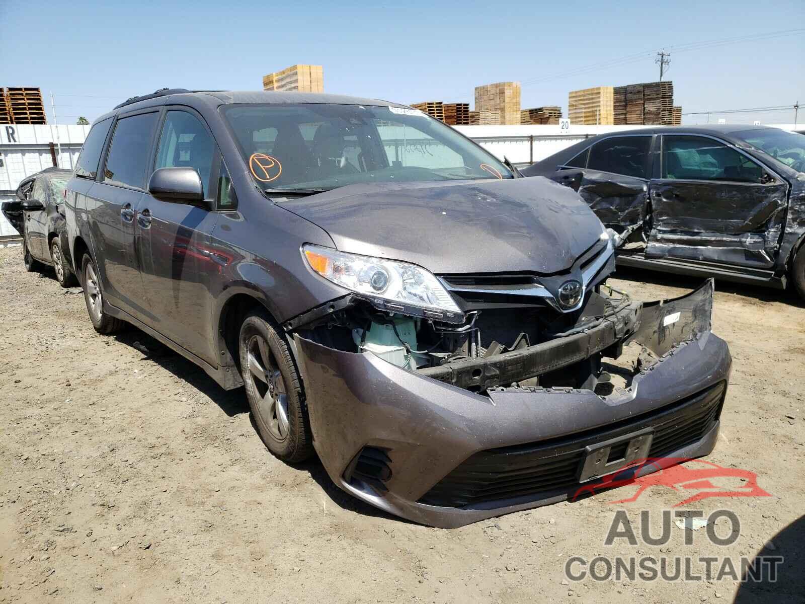 TOYOTA SIENNA 2019 - 5TDKZ3DC7KS006270