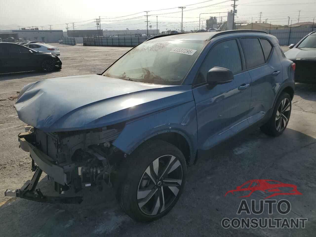 VOLVO XC40 PLUS 2024 - YV4L12UL9R2257599
