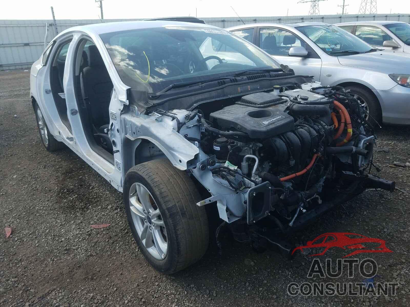 FORD FUSION 2018 - 3FA6P0LU9JR171969