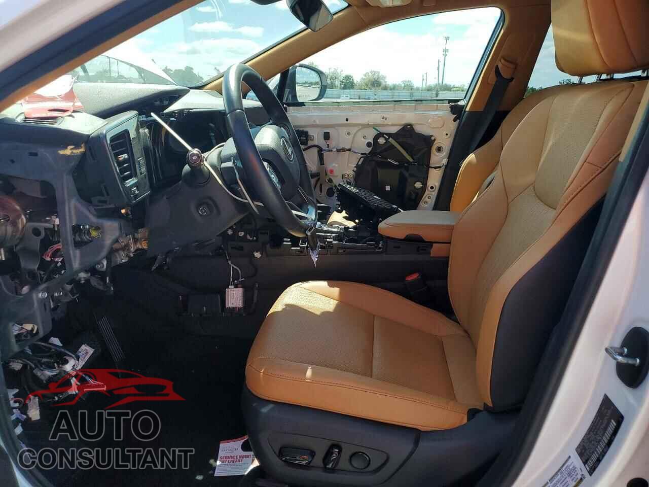 LEXUS UNKNOWN 2022 - 2T2GGCEZ1NC011570