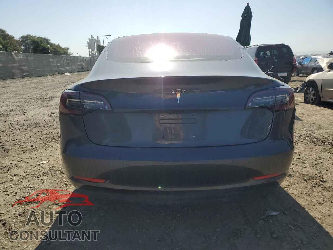 TESLA MODEL 3 2018 - 5YJ3E1EA4JF021474