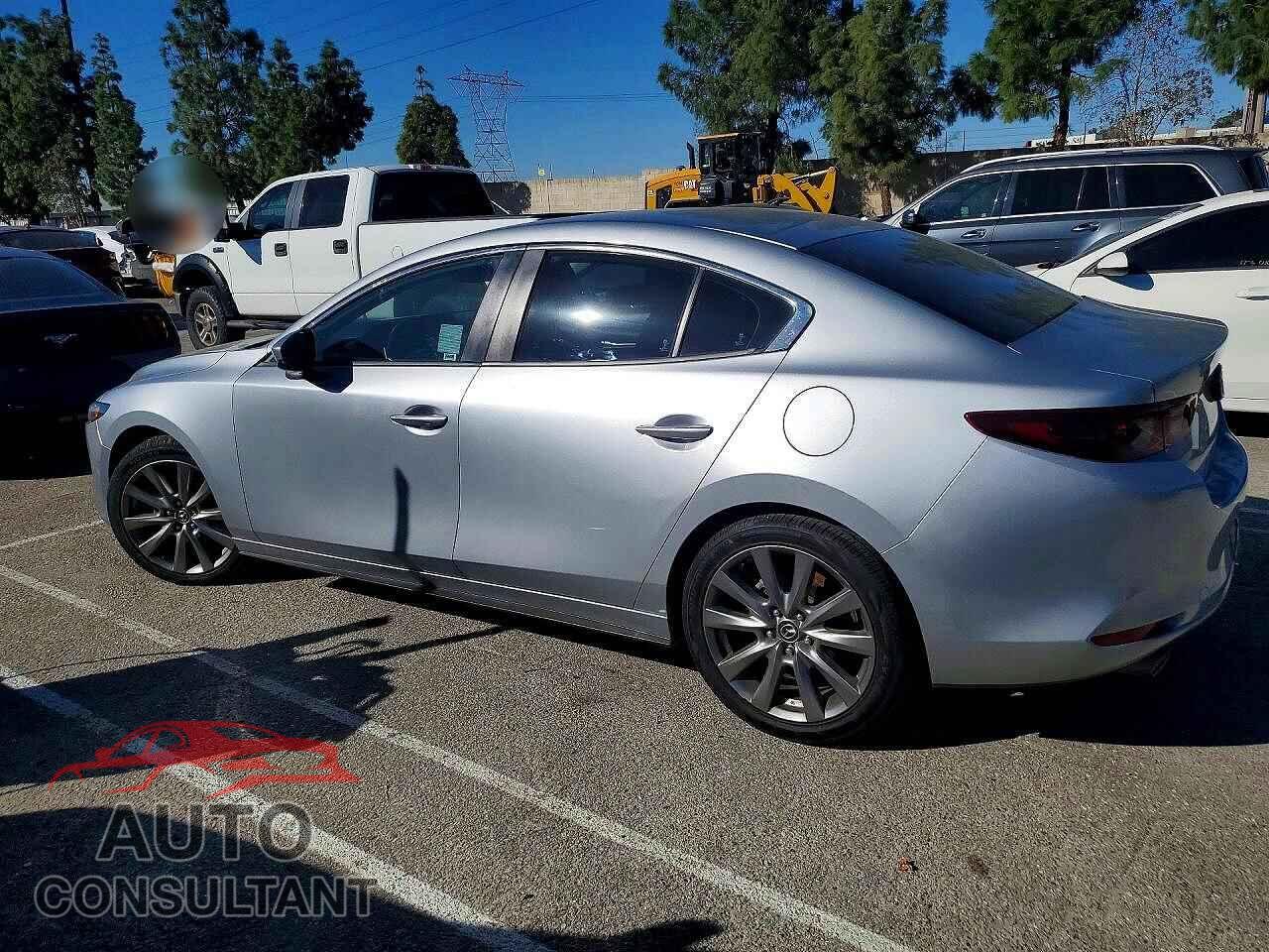 MAZDA 3 2019 - JM1BPACL2K1111114