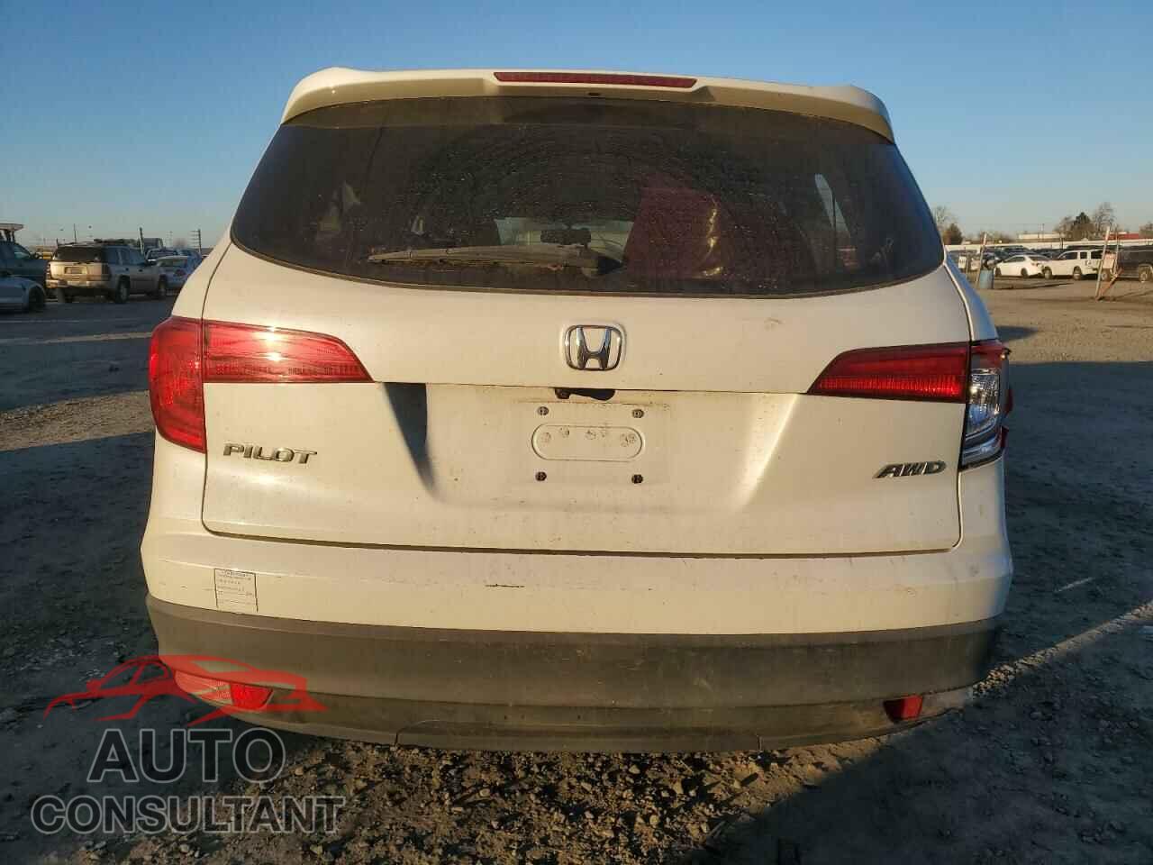 HONDA PILOT 2017 - 5FNYF6H59HB032608