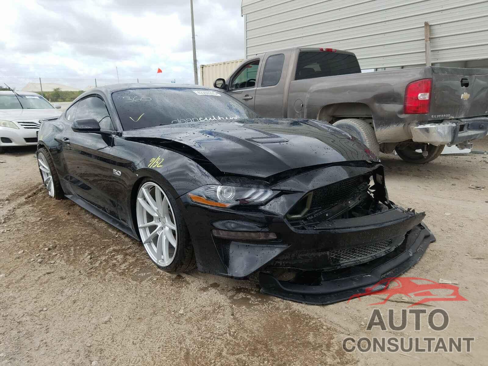 FORD MUSTANG 2020 - 1FA6P8CF1L5126675