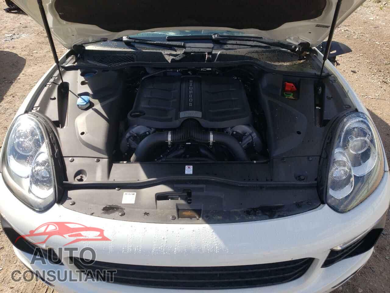 PORSCHE CAYENNE 2017 - WP1AB2A29HLA52097