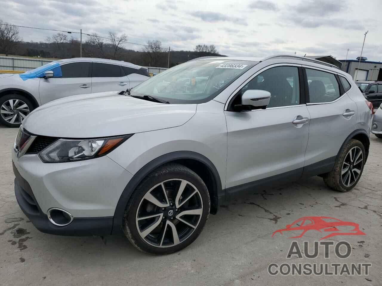 NISSAN ROGUE 2017 - JN1BJ1CRXHW120664