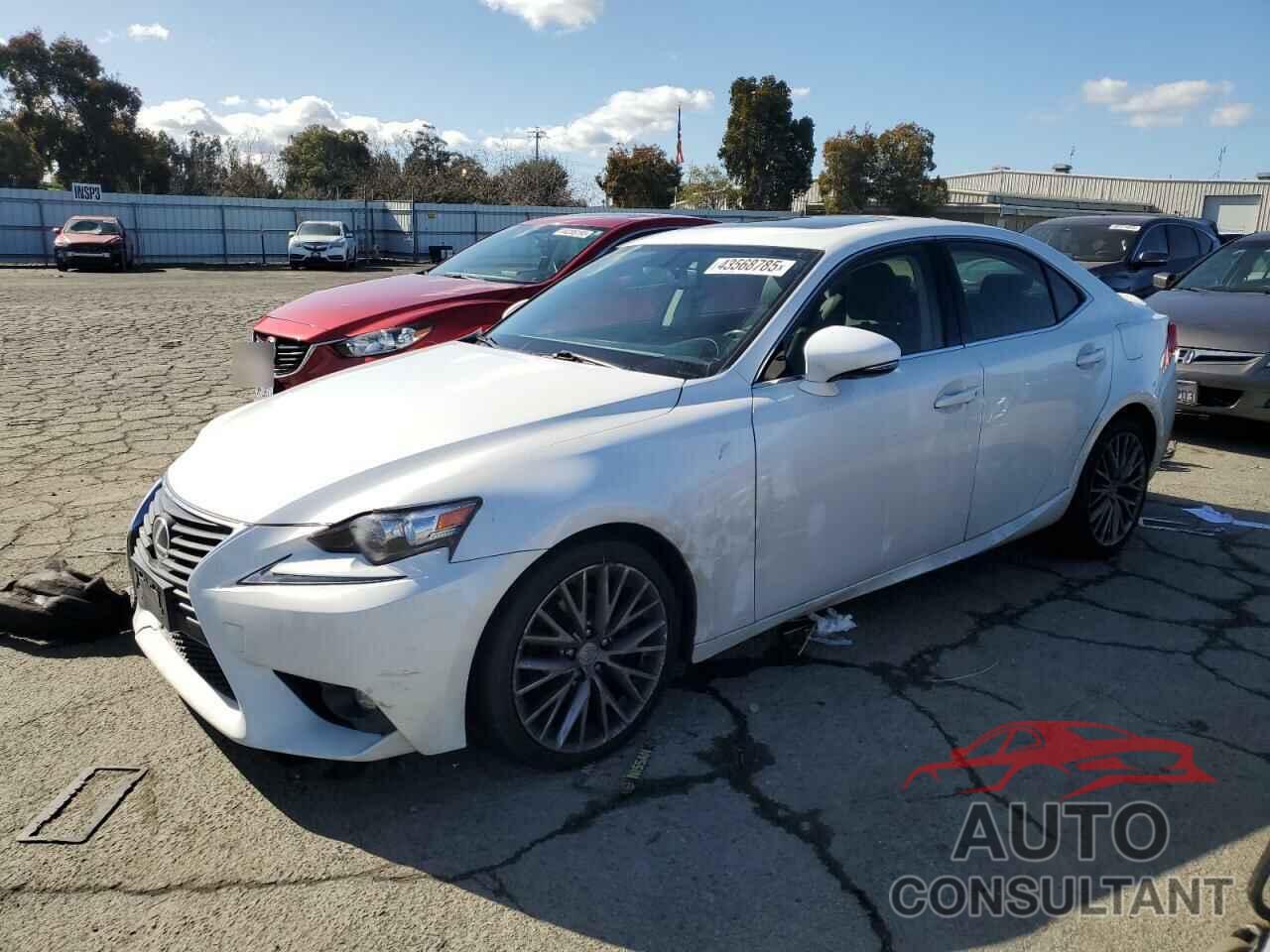 LEXUS IS 2015 - JTHBF1D20F5046205