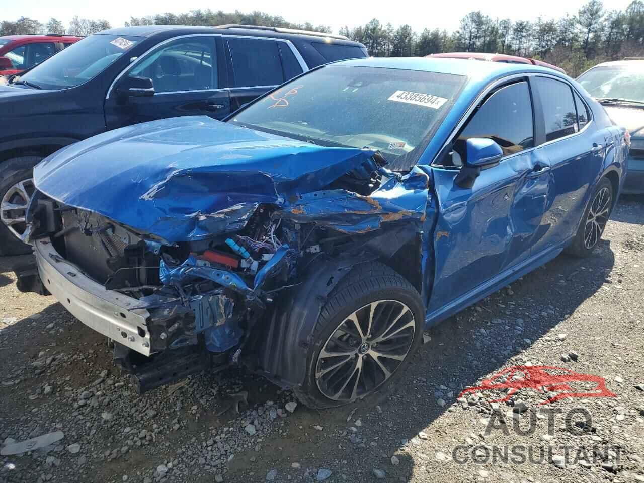 TOYOTA CAMRY 2018 - 4T1B11HK9JU134514