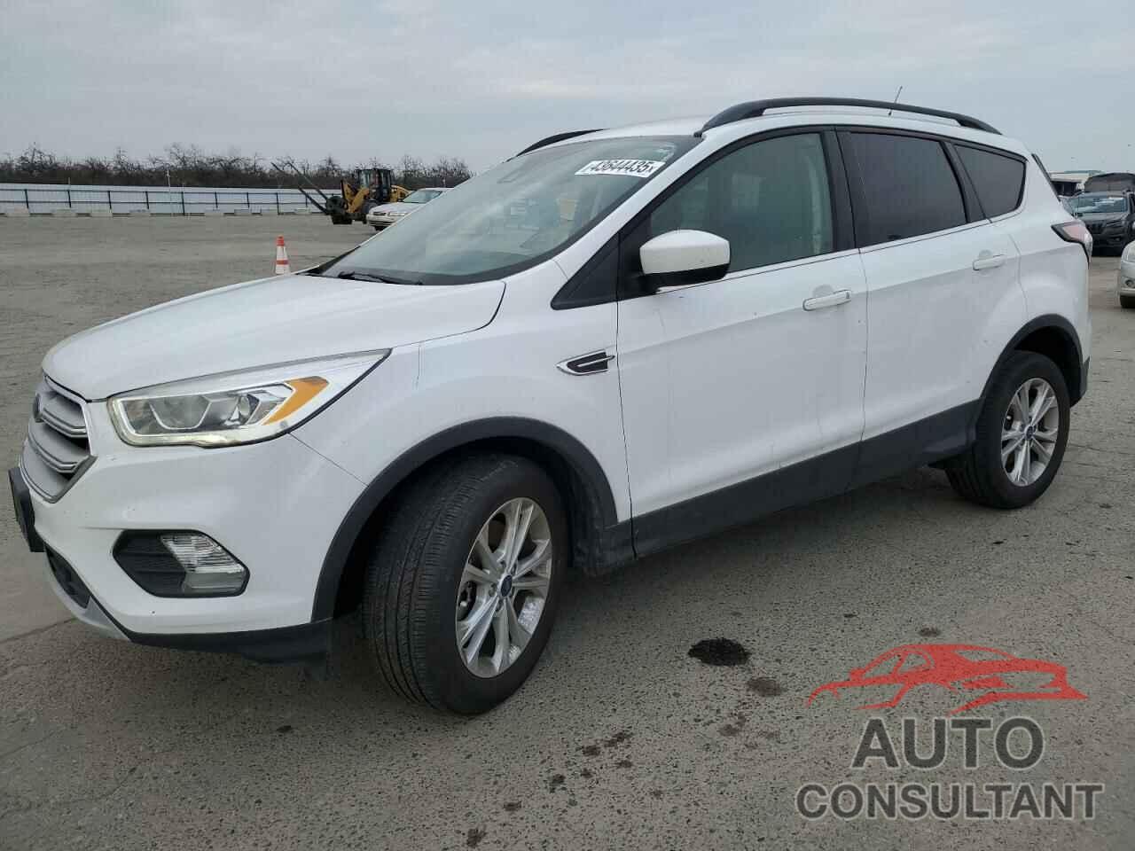 FORD ESCAPE 2018 - 1FMCU9HD0JUD23533