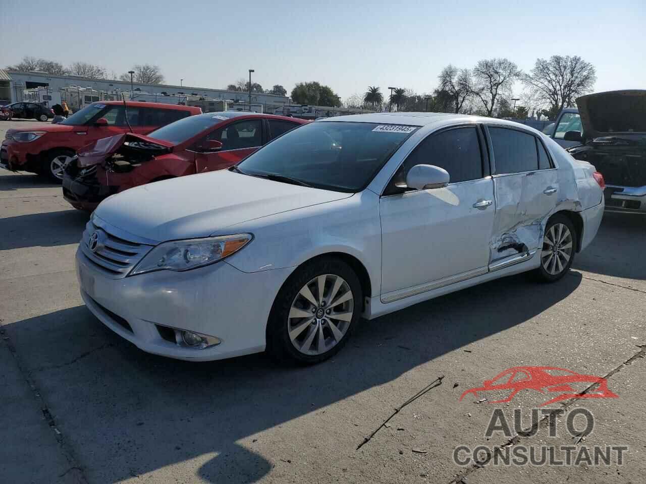 TOYOTA AVALON 2012 - 4T1BK3DB1CU471227