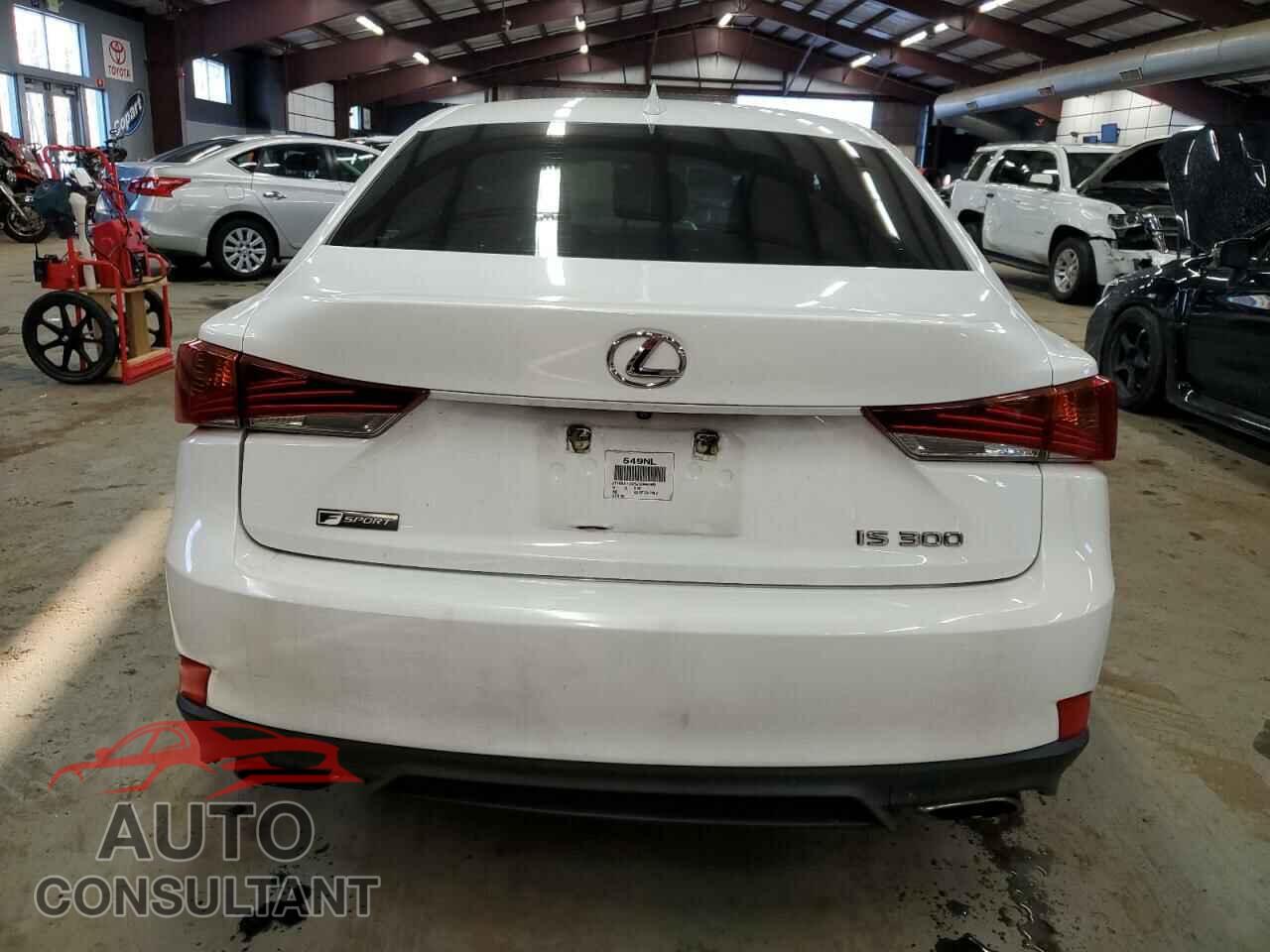 LEXUS IS 2018 - JTHBA1D25J5065369