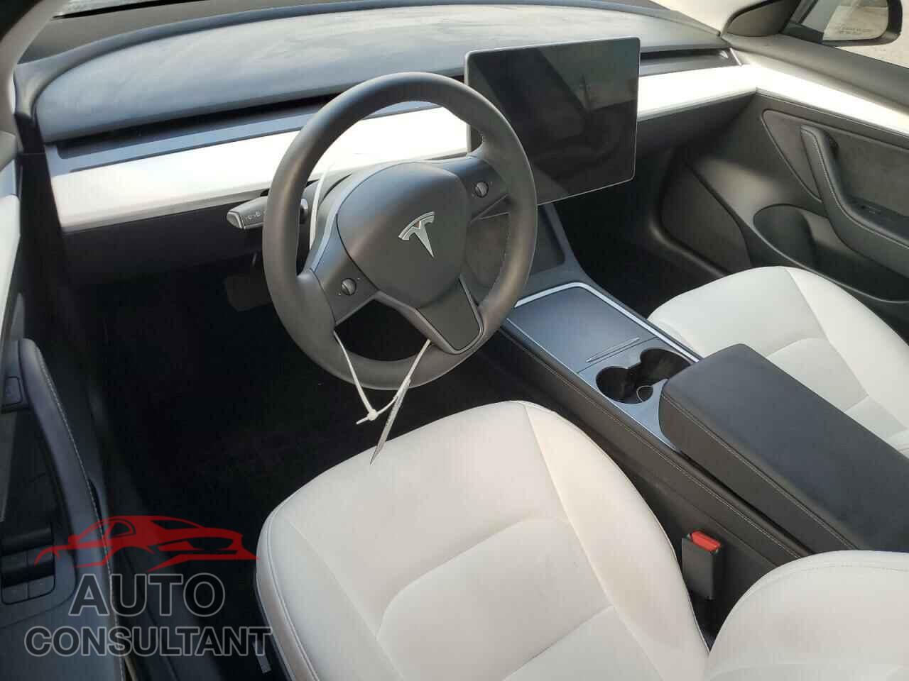 TESLA MODEL 3 2023 - 5YJ3E1EA8PF552850