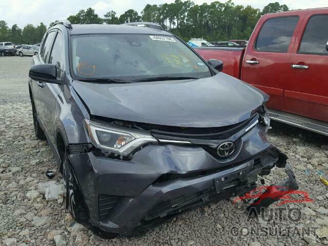 TOYOTA RAV4 LE 2018 - JTMZFREV7JJ727422