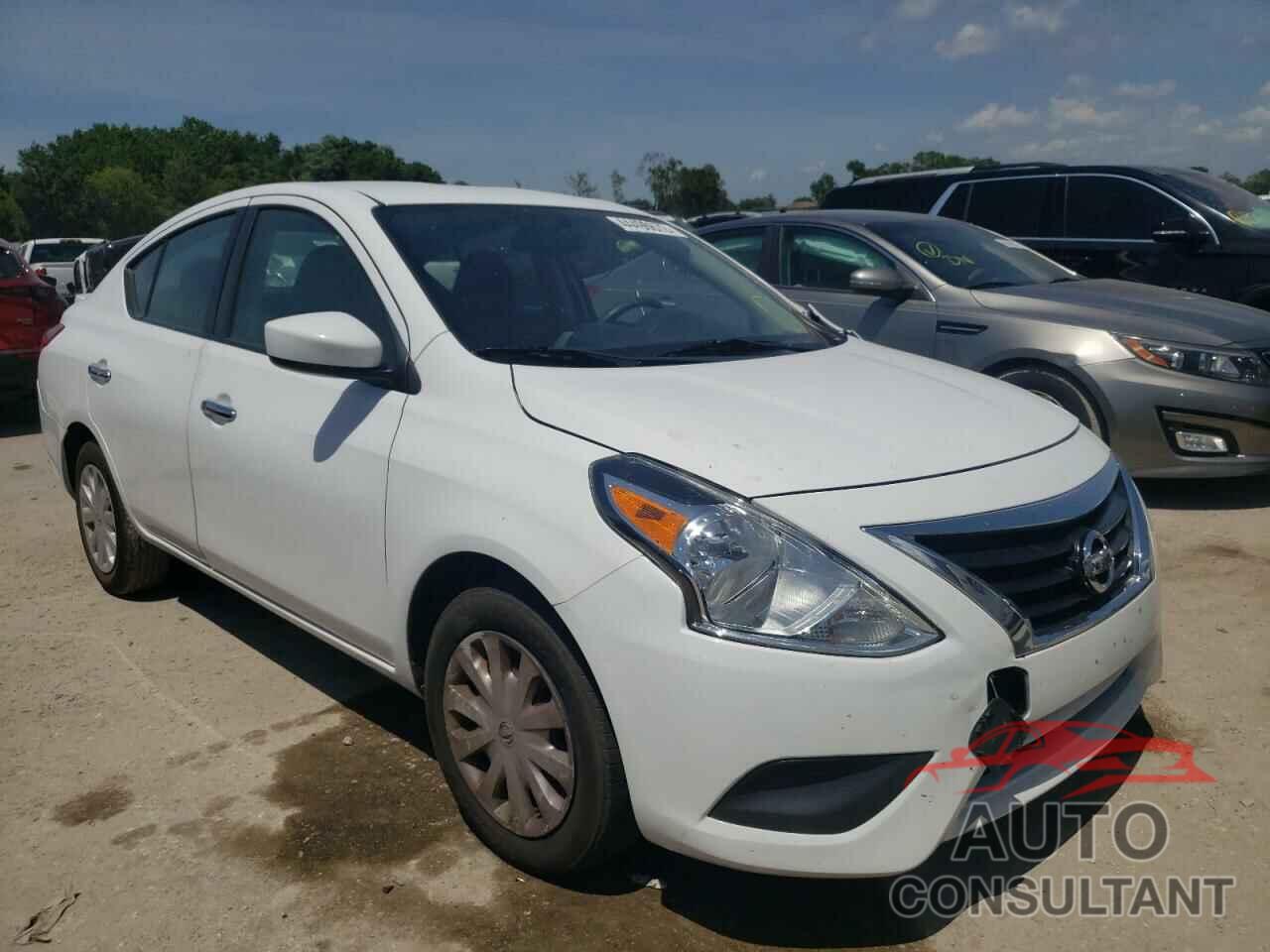 NISSAN VERSA 2018 - 3N1CN7AP3JL882243