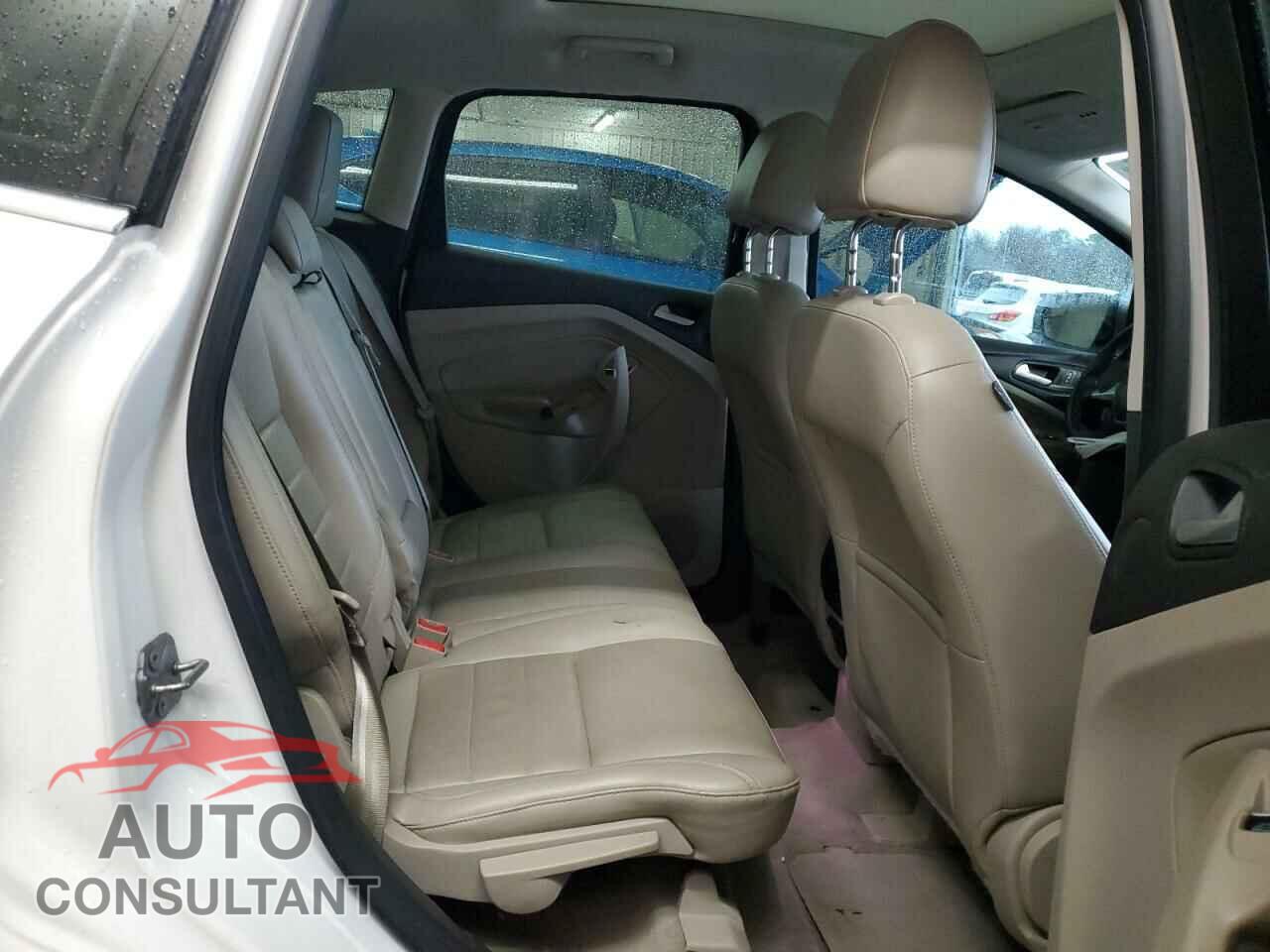 FORD CMAX 2013 - 1FADP5BU9DL537972