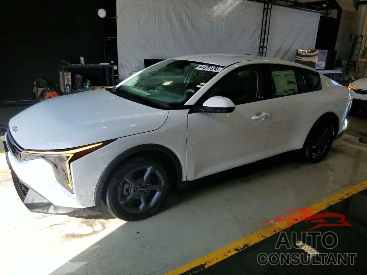 KIA K4 LX 2025 - 3KPFT4DE8SE019663