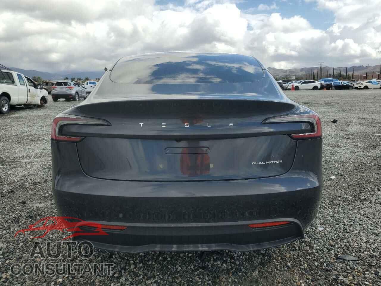 TESLA MODEL 3 2024 - 5YJ3E1EB7RF848325