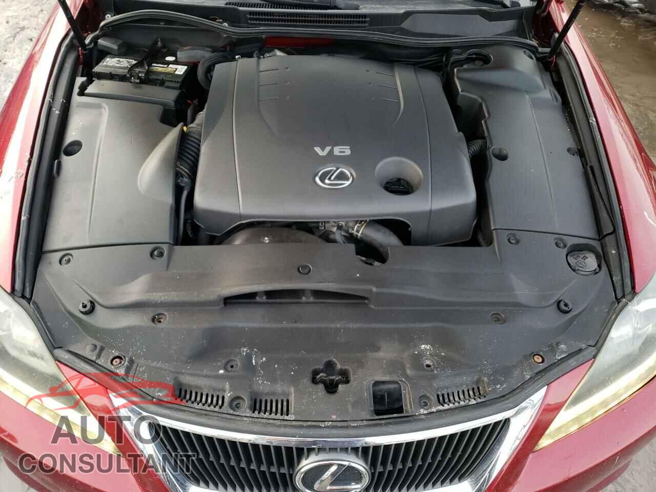 LEXUS IS 2011 - JTHFF2C2XB2519645
