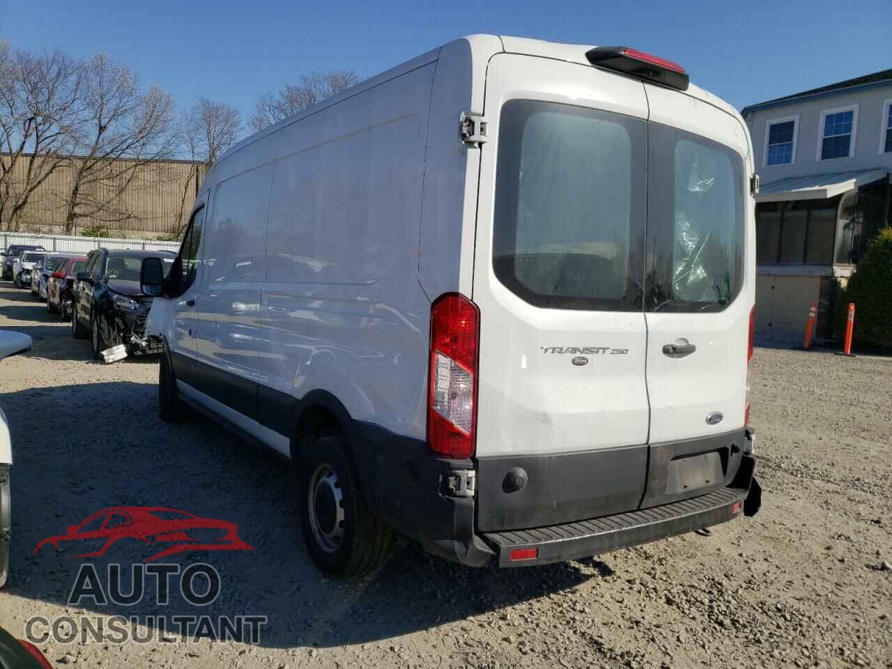 FORD TRANSIT 2019 - 1FTYR2CM4KKA01789