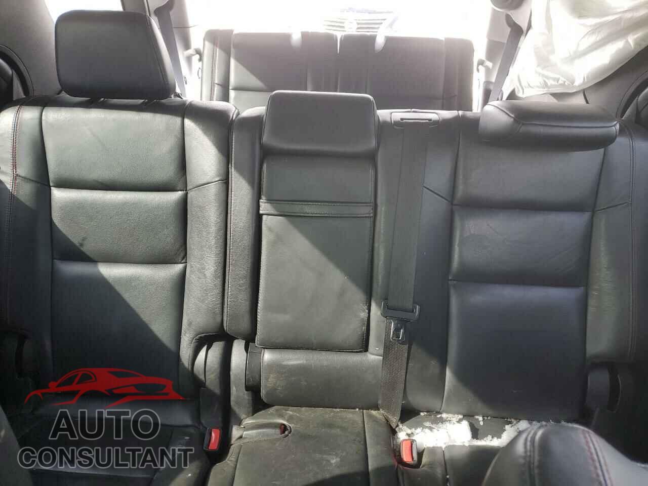 DODGE DURANGO 2018 - 1C4RDJDG8JC497307