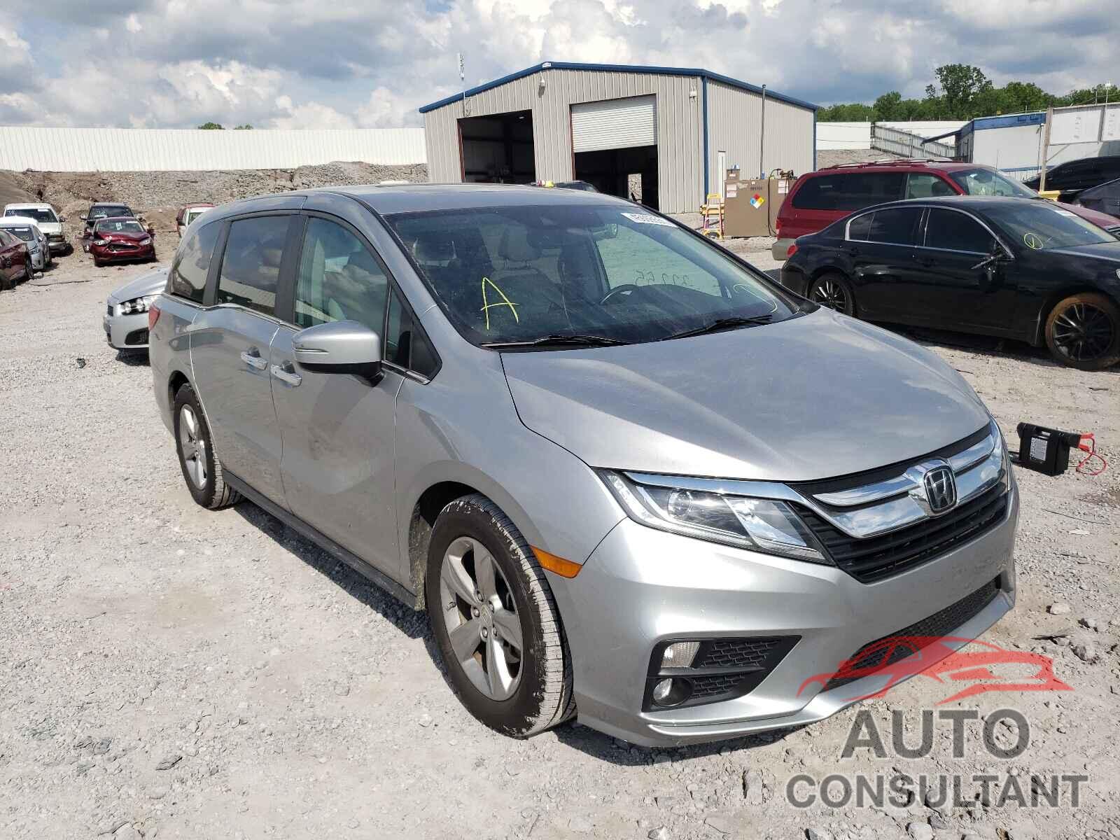 HONDA ODYSSEY 2018 - 5FNRL6H72JB072971