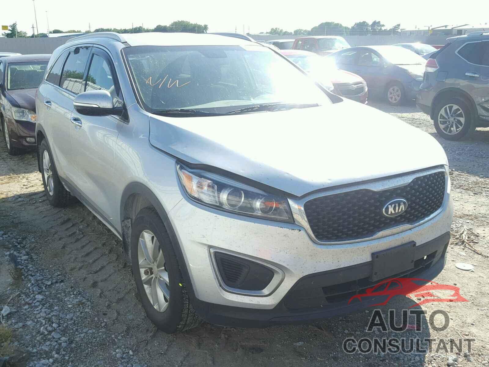 KIA SORENTO LX 2016 - 5XYPG4A31GG073229